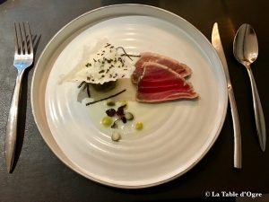 Le Bréard Thon mariné en sashimi concombre et wasabi